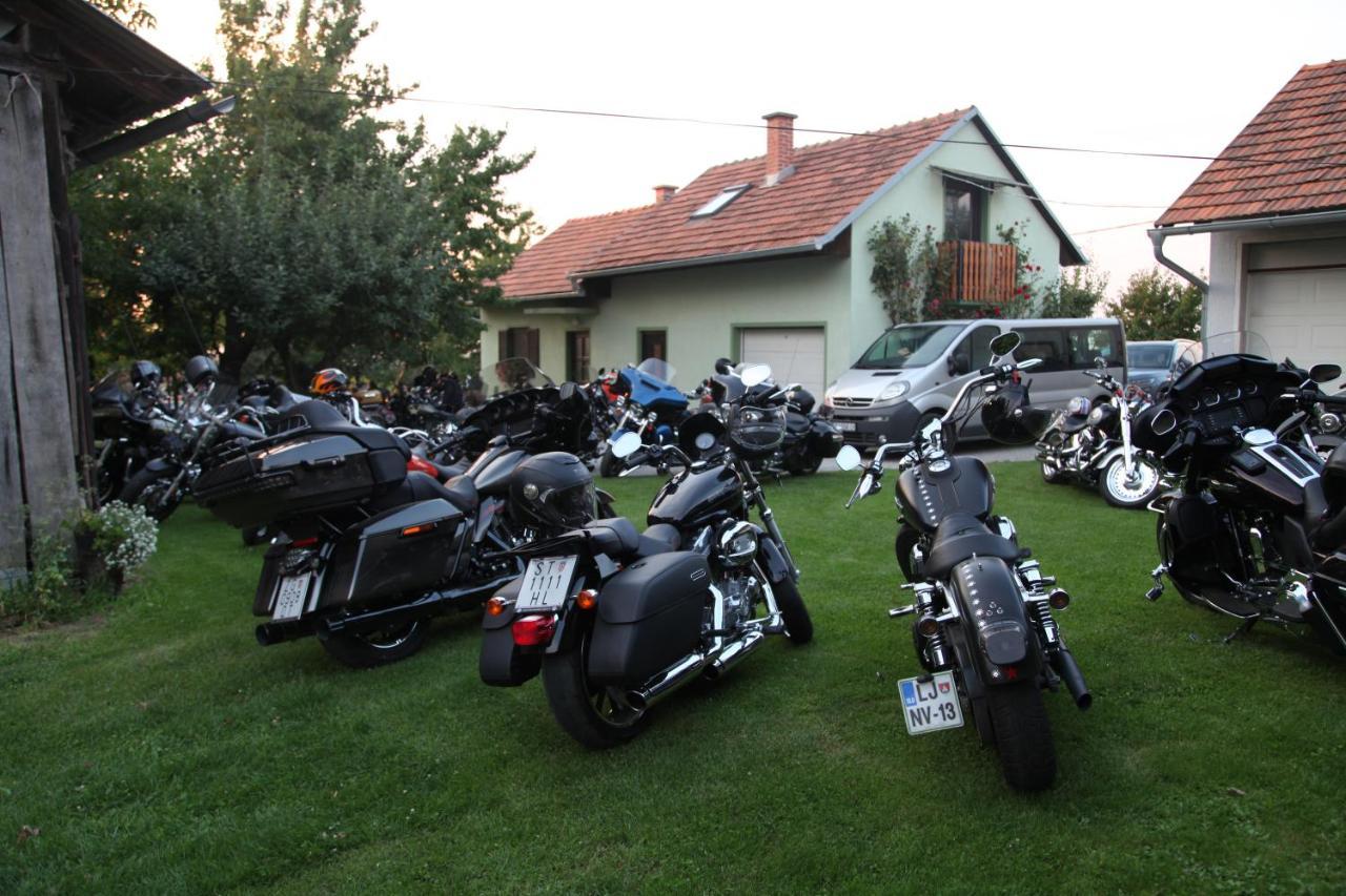 Holiday Home Maderka Strigova Esterno foto